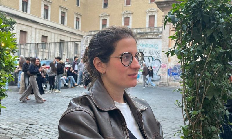 77. PILAR GARRIDO